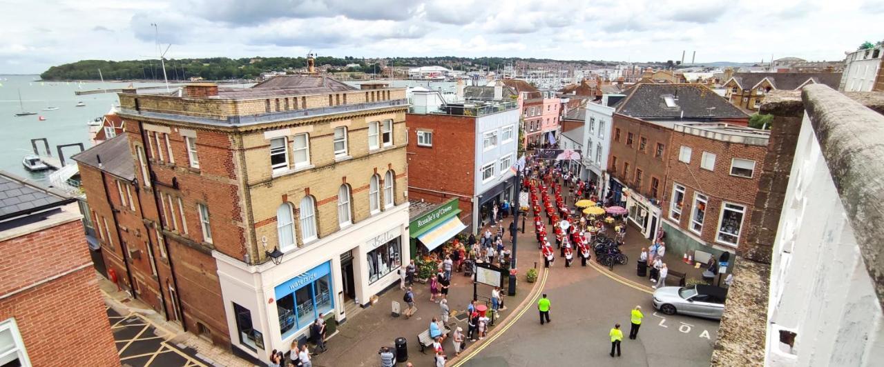 Seafarer'S View - 6 Bedroom Townhouse In Cowes, Parking & Seaviews. Cowes  Exterior foto